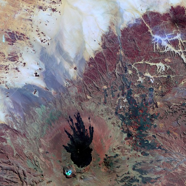 Comment explorer les paysages volcaniques de la Sicile en toute sécurité?